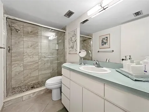 4325 Gulf Of Mexico Drive Longboat Key FL 34228
