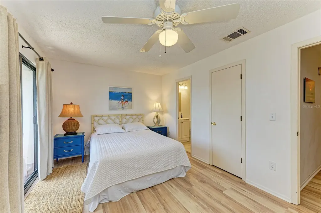 6840 Midnight Pass Road Sarasota FL 34242