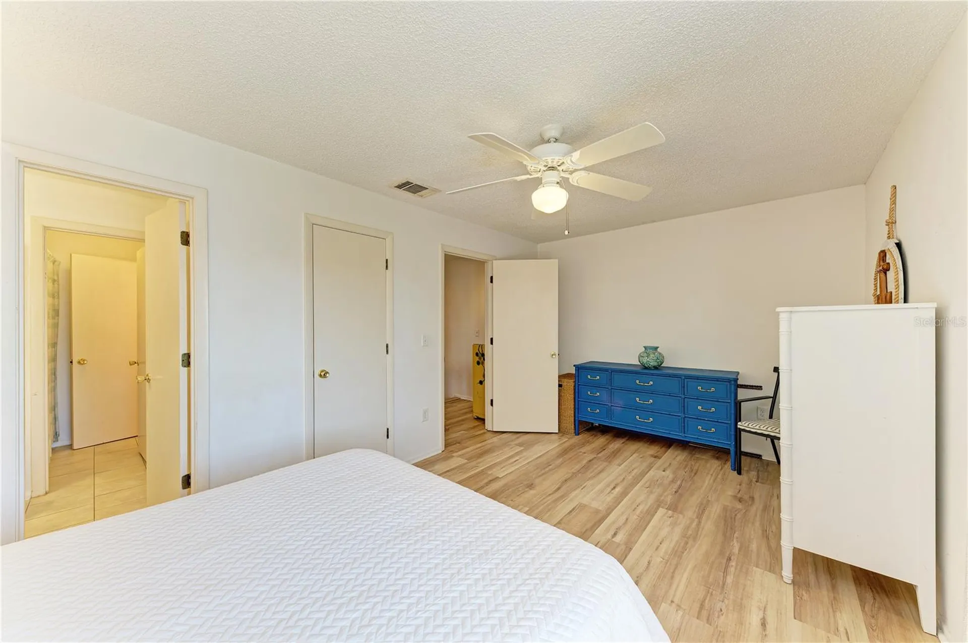 6840 Midnight Pass Road Sarasota FL 34242