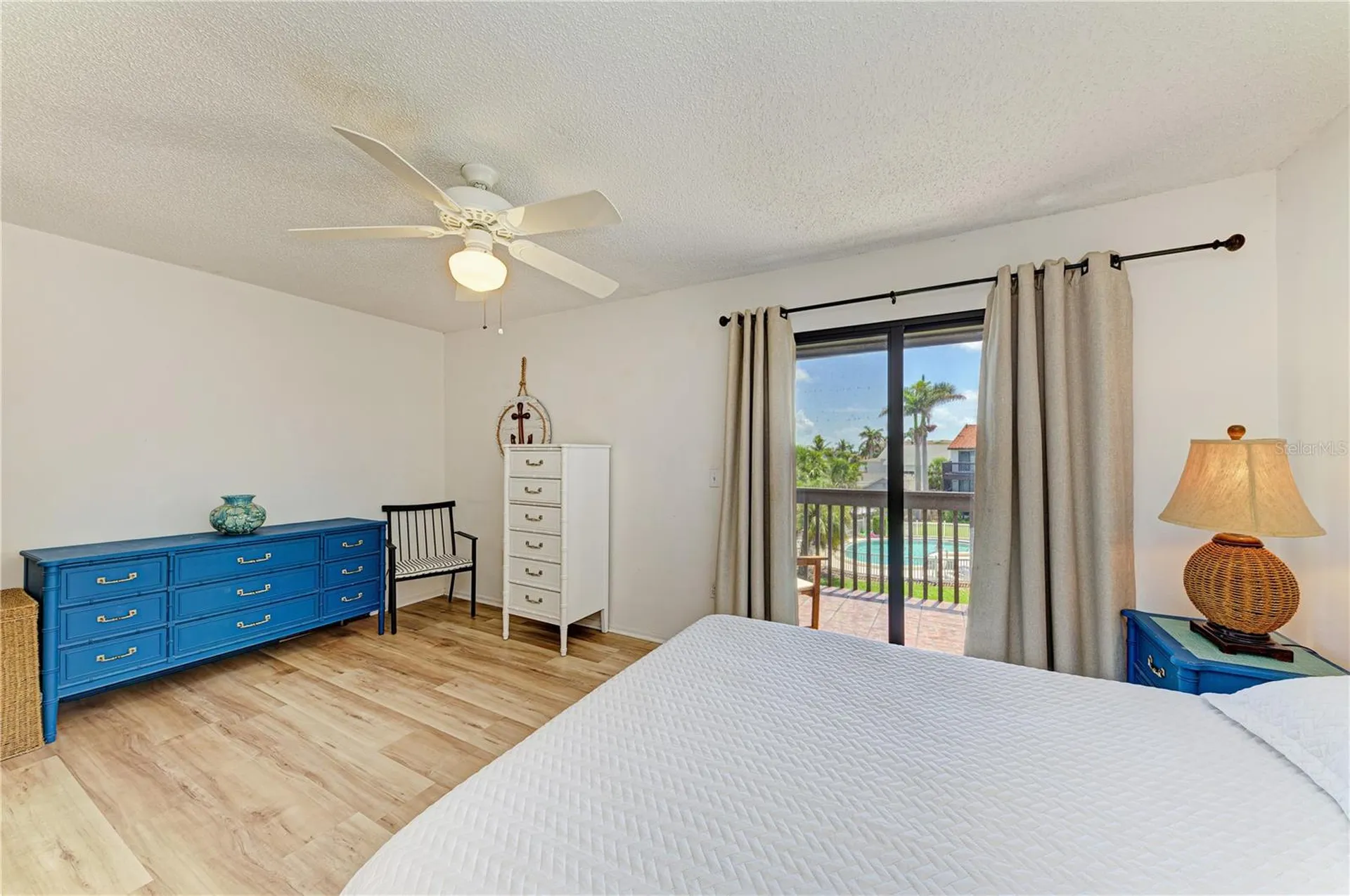 6840 Midnight Pass Road Sarasota FL 34242