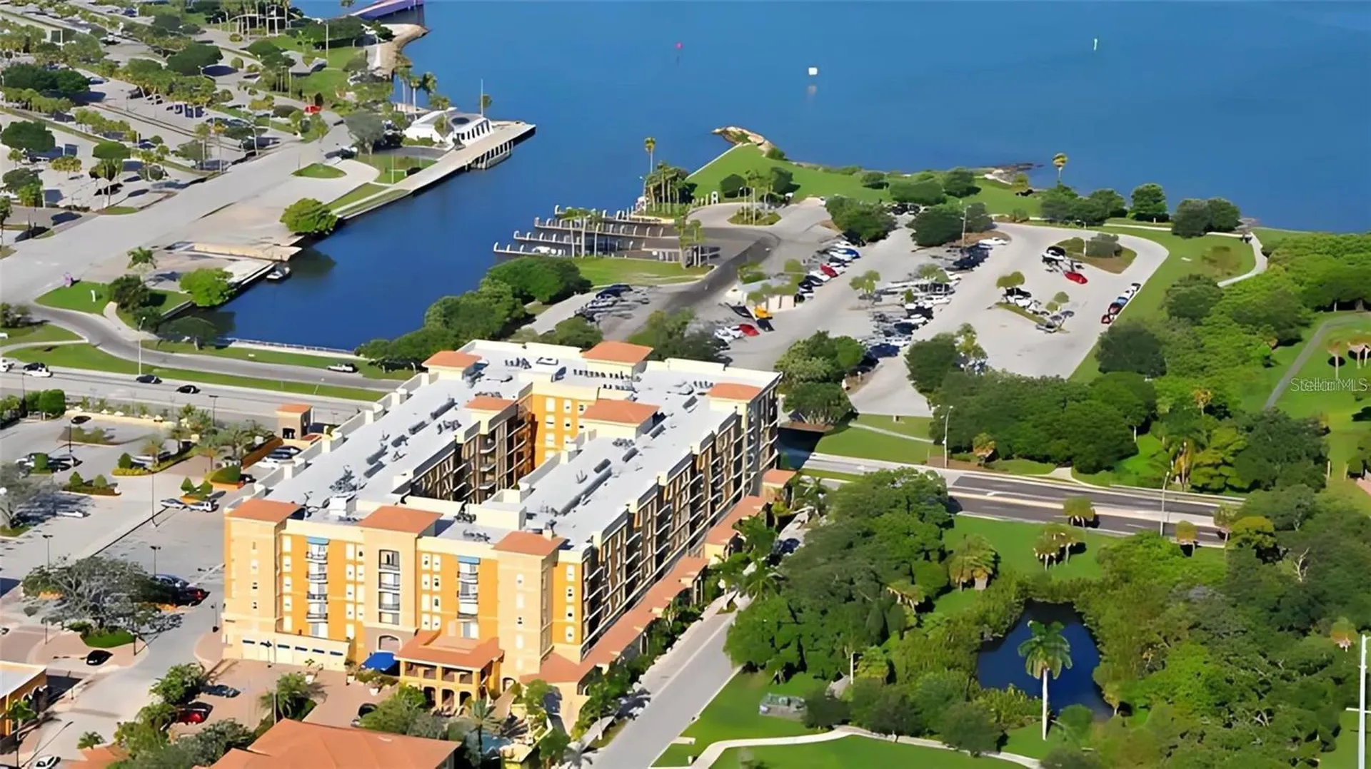 1064 N Tamiami Trail Sarasota FL 34236