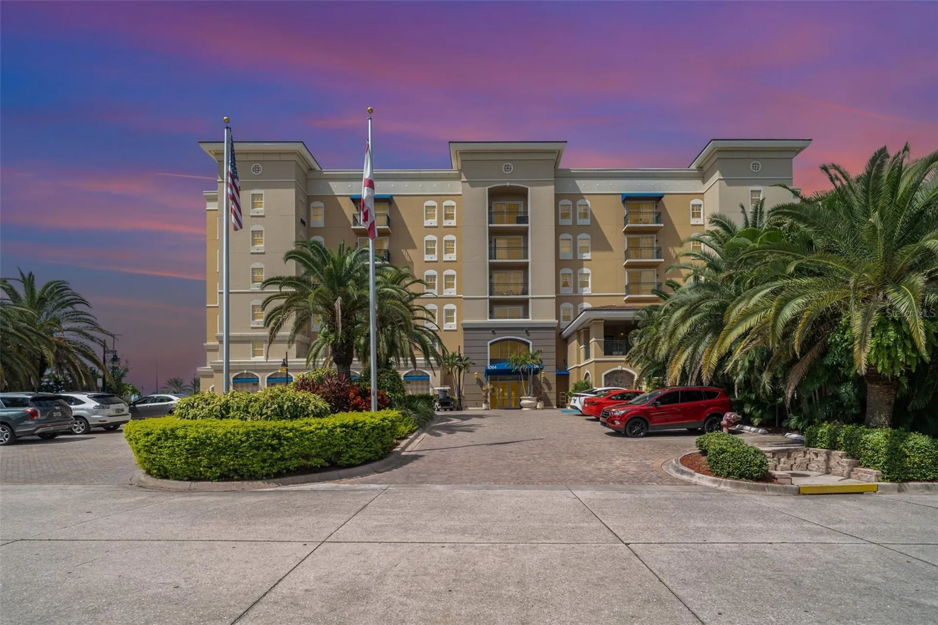 1064 N Tamiami Trail Sarasota FL 34236