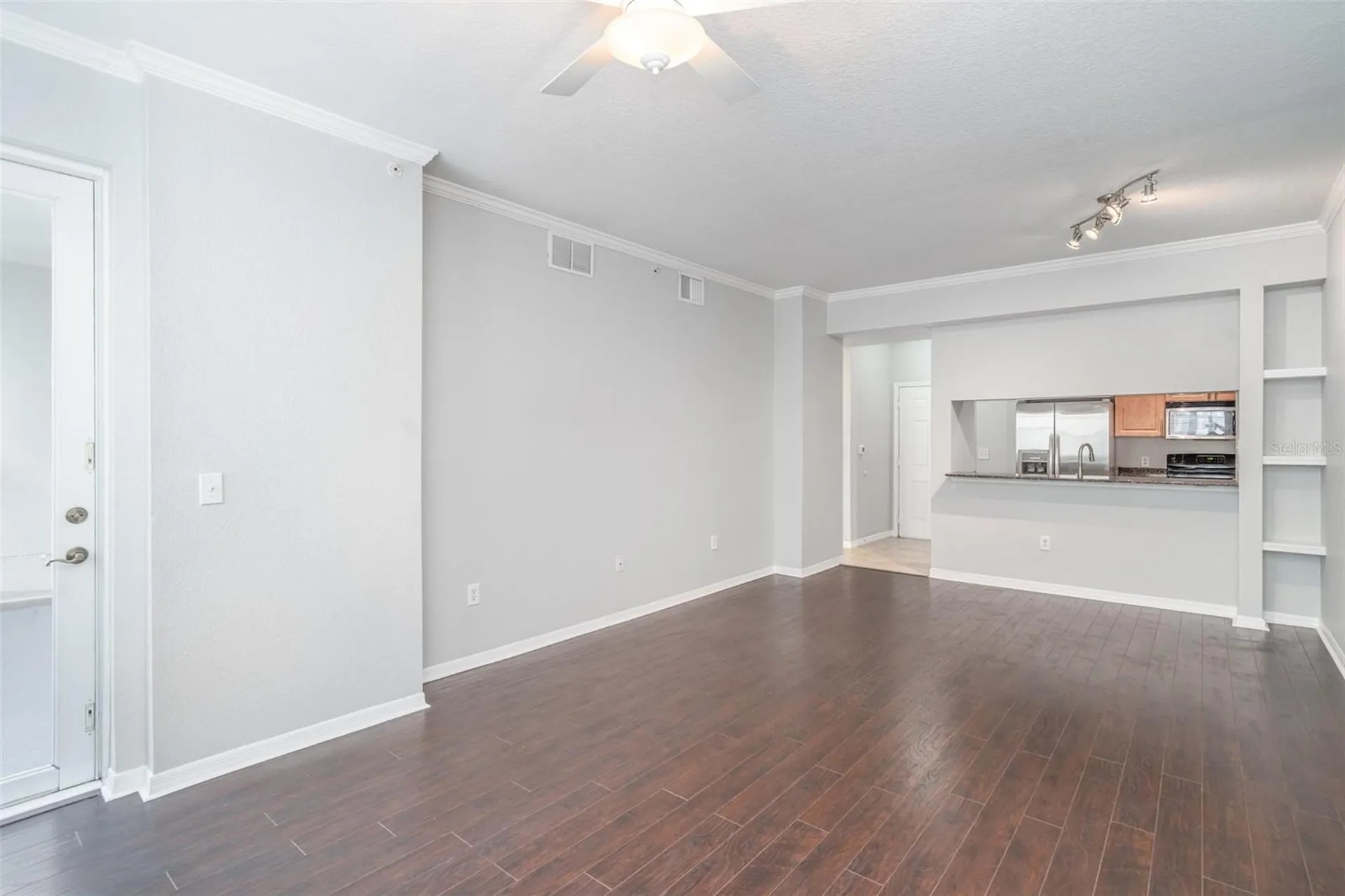 1064 N Tamiami Trail Sarasota FL 34236
