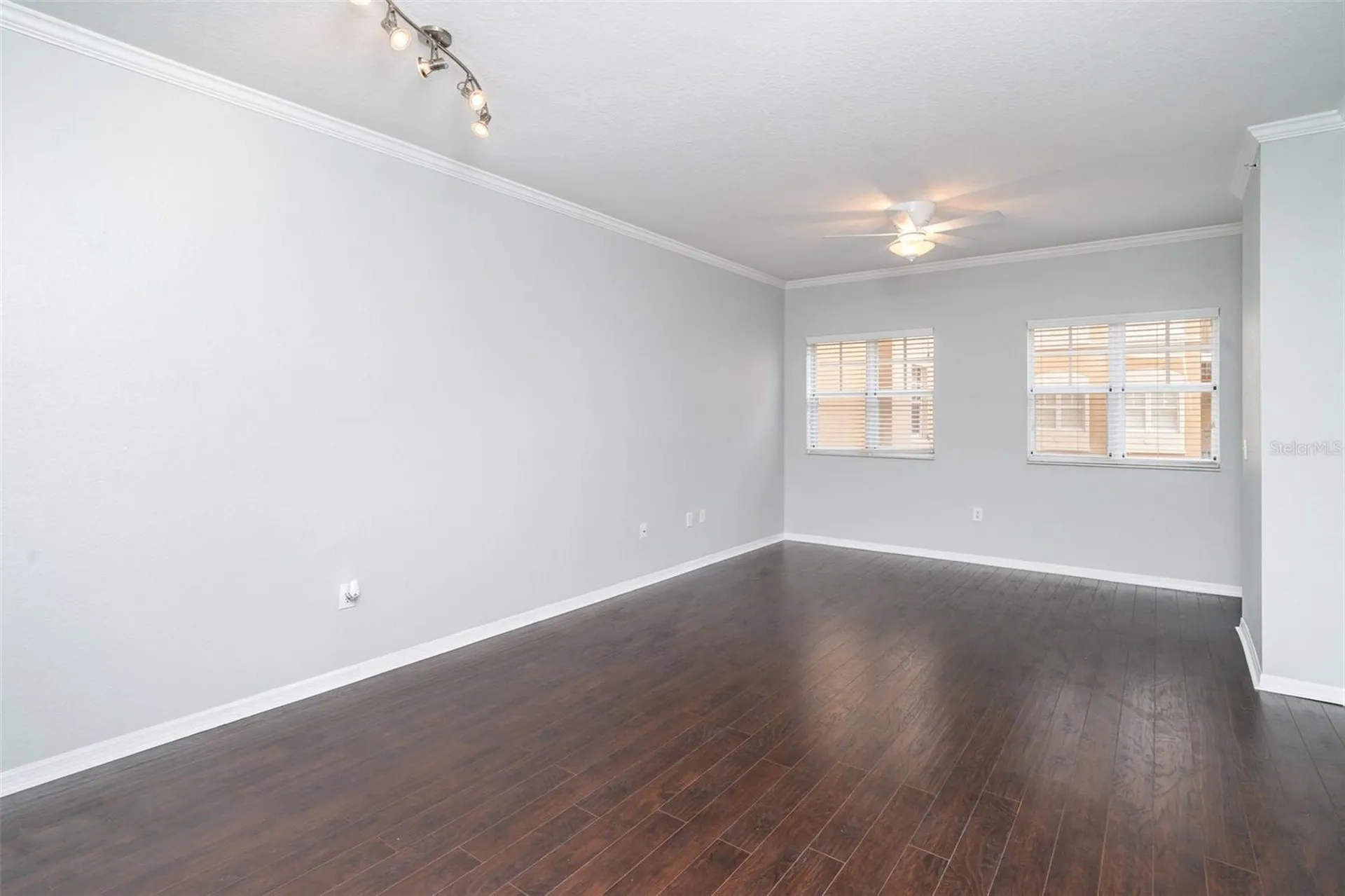 1064 N Tamiami Trail Sarasota FL 34236