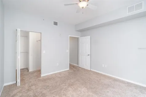 1064 N Tamiami Trail Sarasota FL 34236