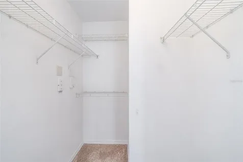 1064 N Tamiami Trail Sarasota FL 34236