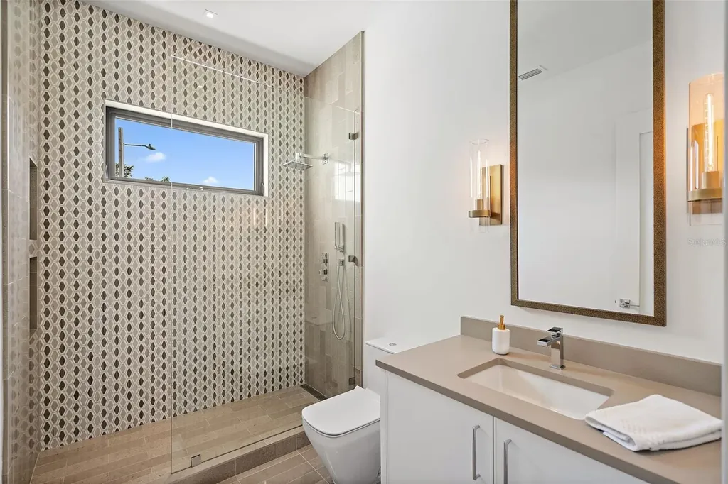 501 Barcelona Drive Tierra Verde FL 33715
