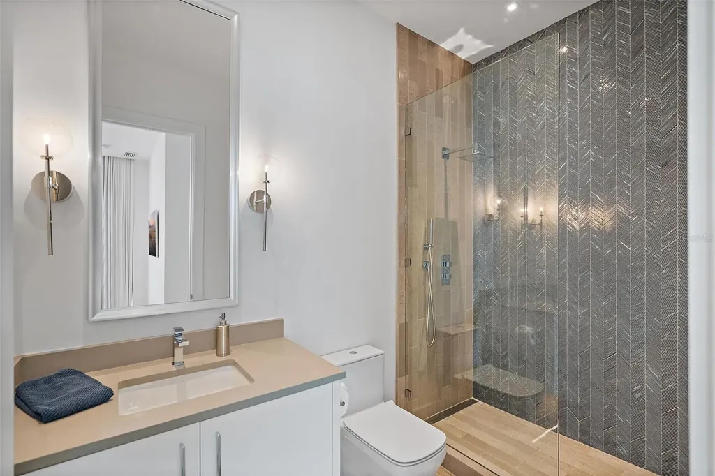 501 Barcelona Drive Tierra Verde FL 33715