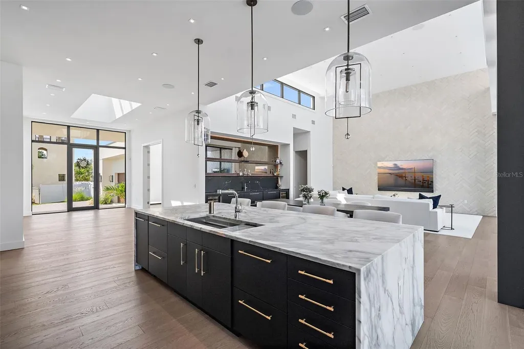 501 Barcelona Drive Tierra Verde FL 33715