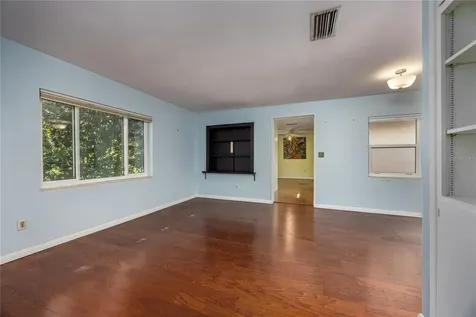 1814 NE 7th Street Gainesville FL 32609