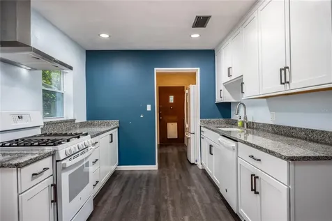 1814 NE 7th Street Gainesville FL 32609