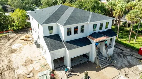 4616 W Estrella Street Tampa FL 33629