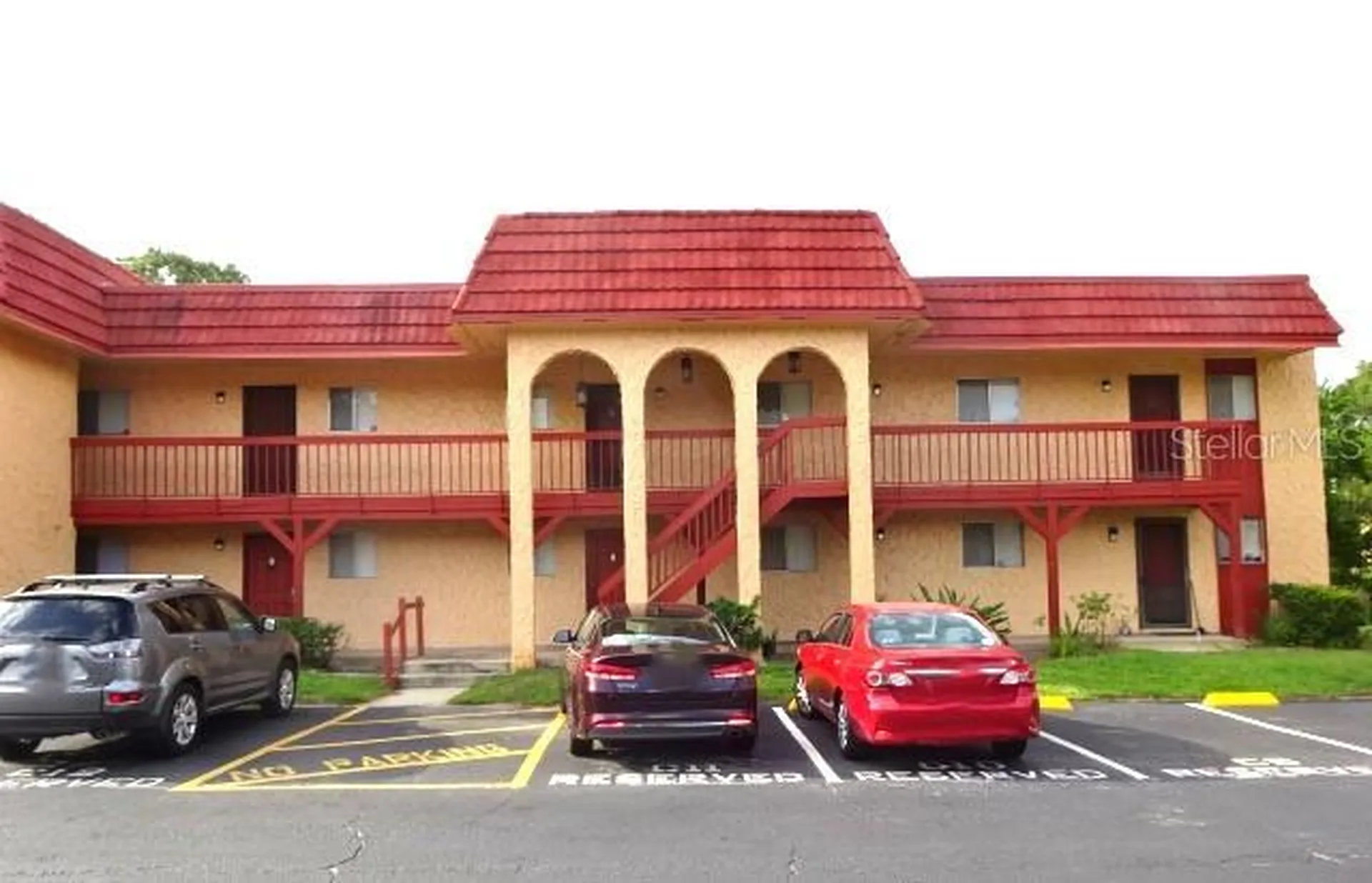 2864 N Powers Drive Orlando FL 32818