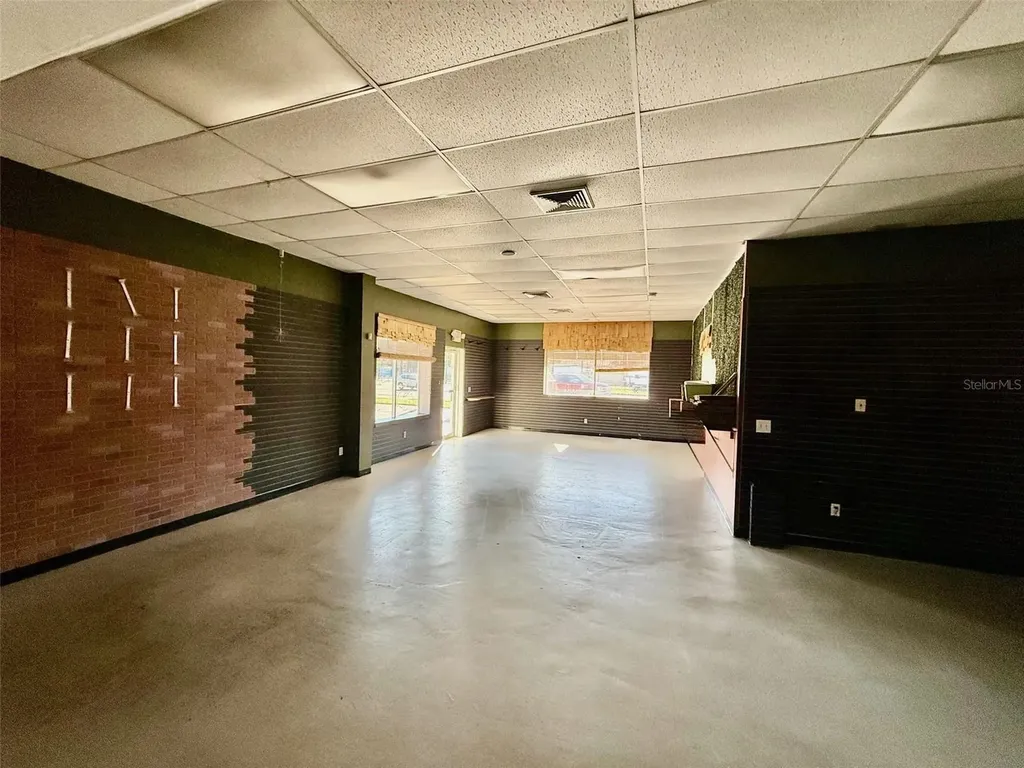 401 Mary Avenue New Smyrna Beach FL 32168