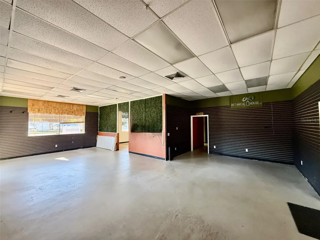 401 Mary Avenue New Smyrna Beach FL 32168