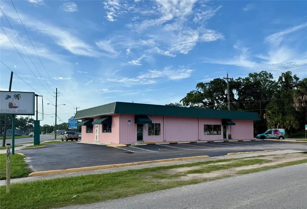 401 Mary Avenue New Smyrna Beach FL 32168