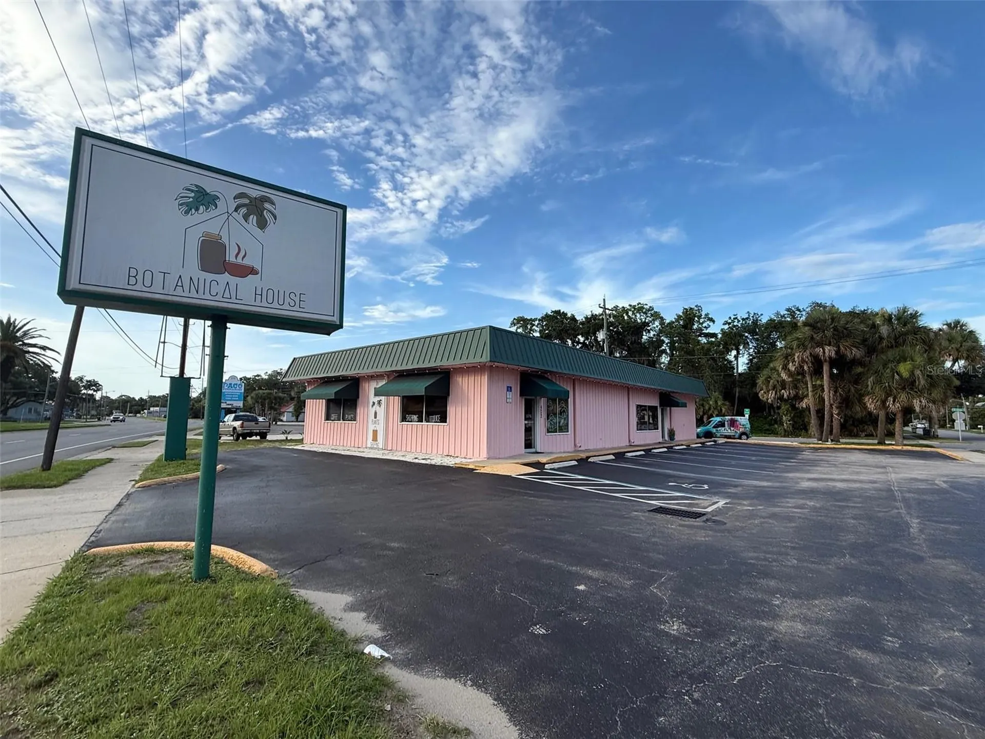 401 Mary Avenue New Smyrna Beach FL 32168