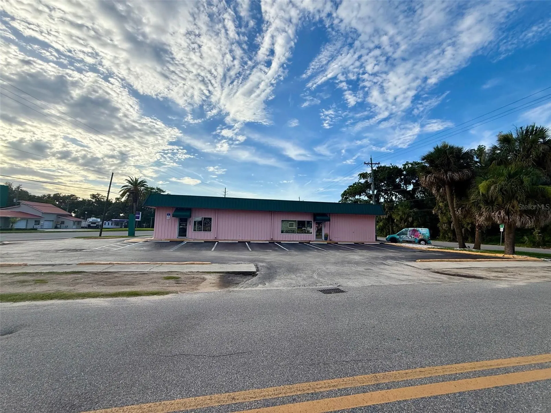 401 Mary Avenue New Smyrna Beach FL 32168