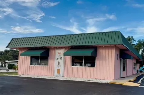 401 Mary Avenue New Smyrna Beach FL 32168