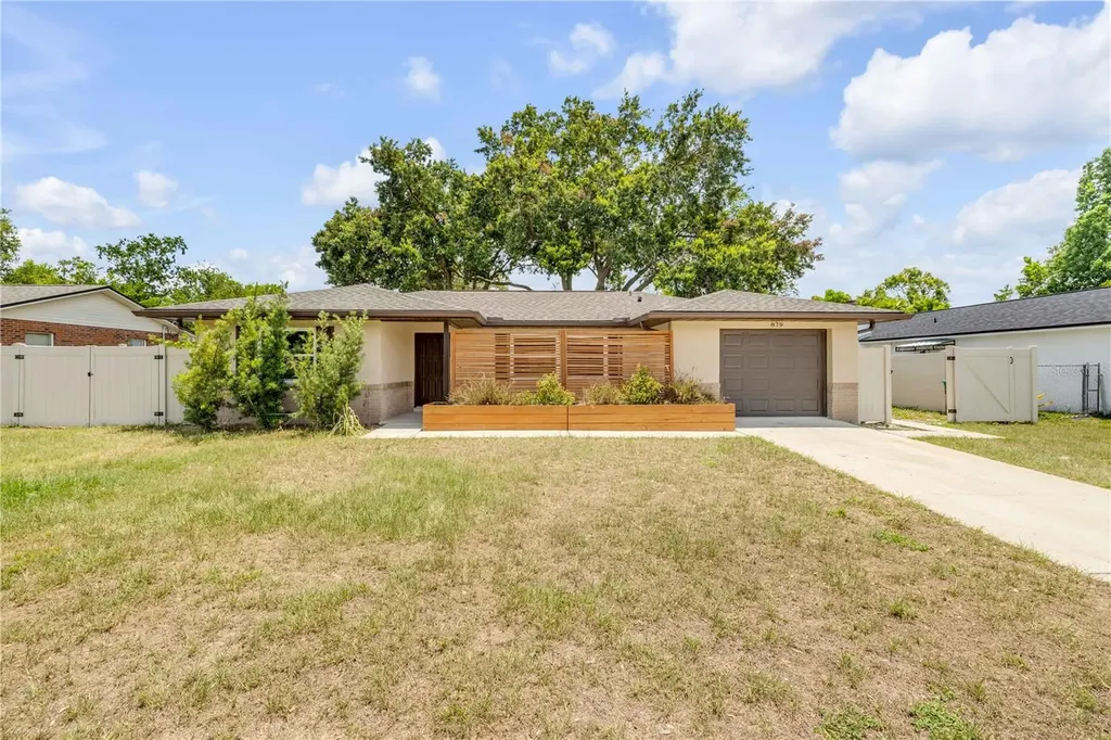 879 Tamerlane Street Deltona FL 32725