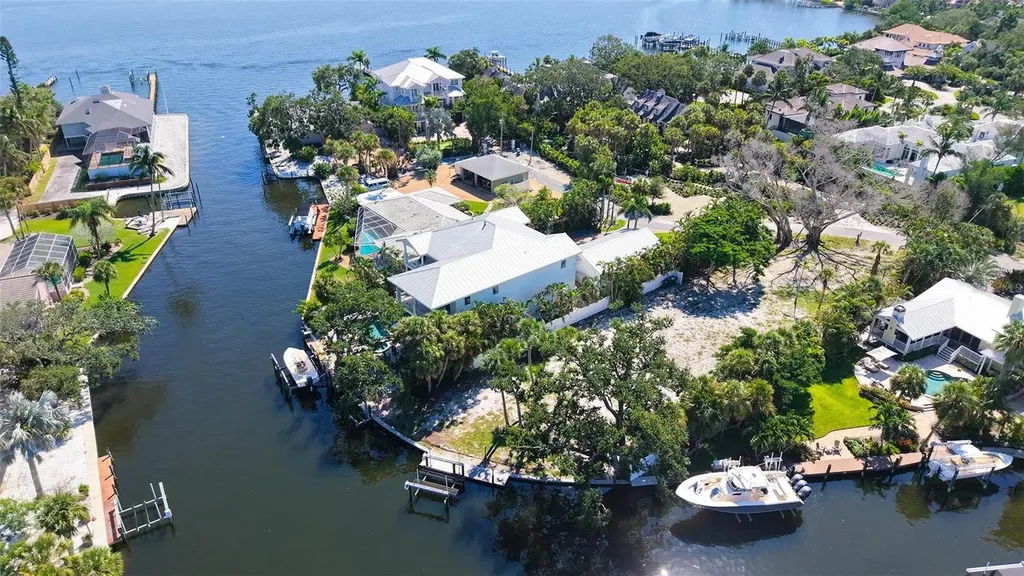1231 Starboard Lane Sarasota FL 34242