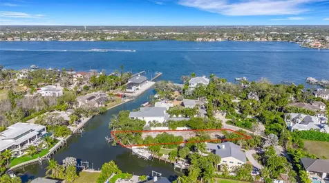 1231 Starboard Lane Sarasota FL 34242
