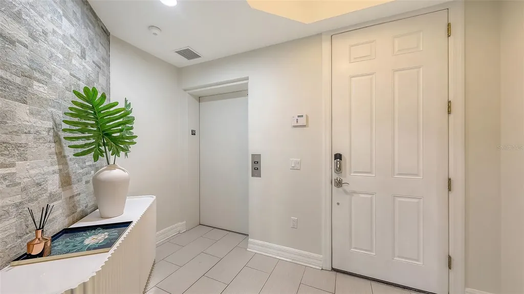 1921 Monte Carlo Drive Sarasota FL 34231