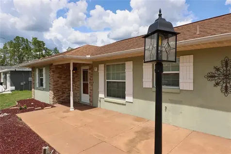 7 Pecan Drive Loop Ocala FL 34472