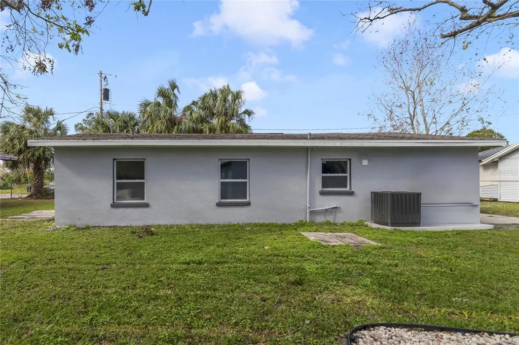 2441 Church Street Sanford FL 32771
