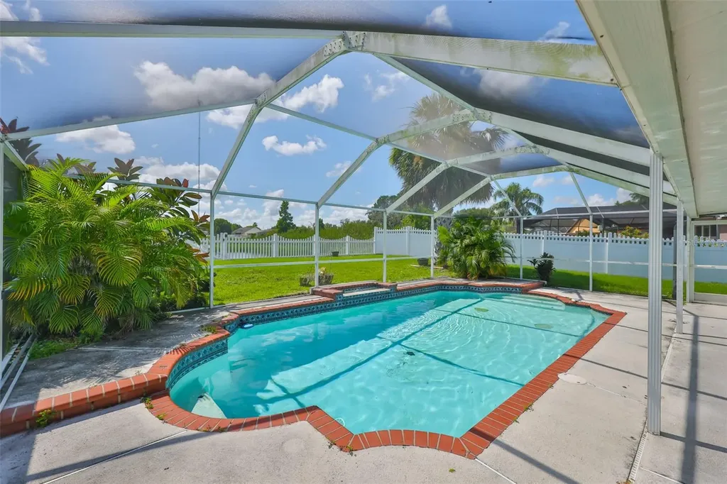 10430 Crestfield Drive Riverview FL 33569