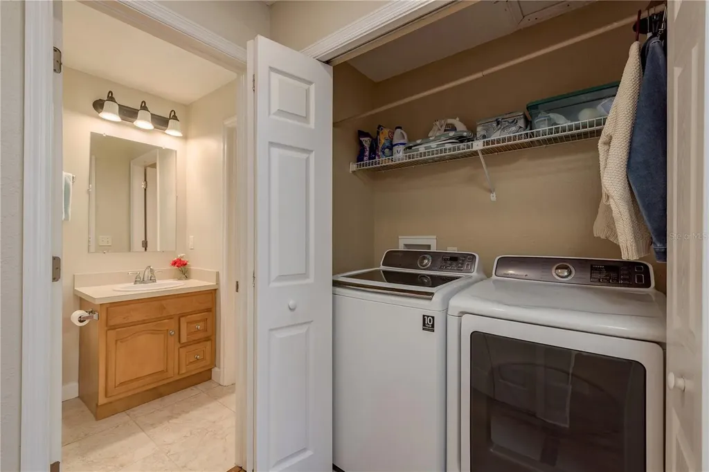 247 Los Prados Drive Safety Harbor FL 34695