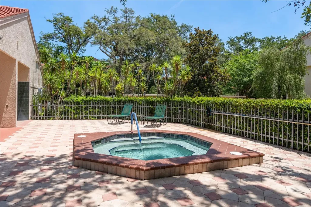 247 Los Prados Drive Safety Harbor FL 34695