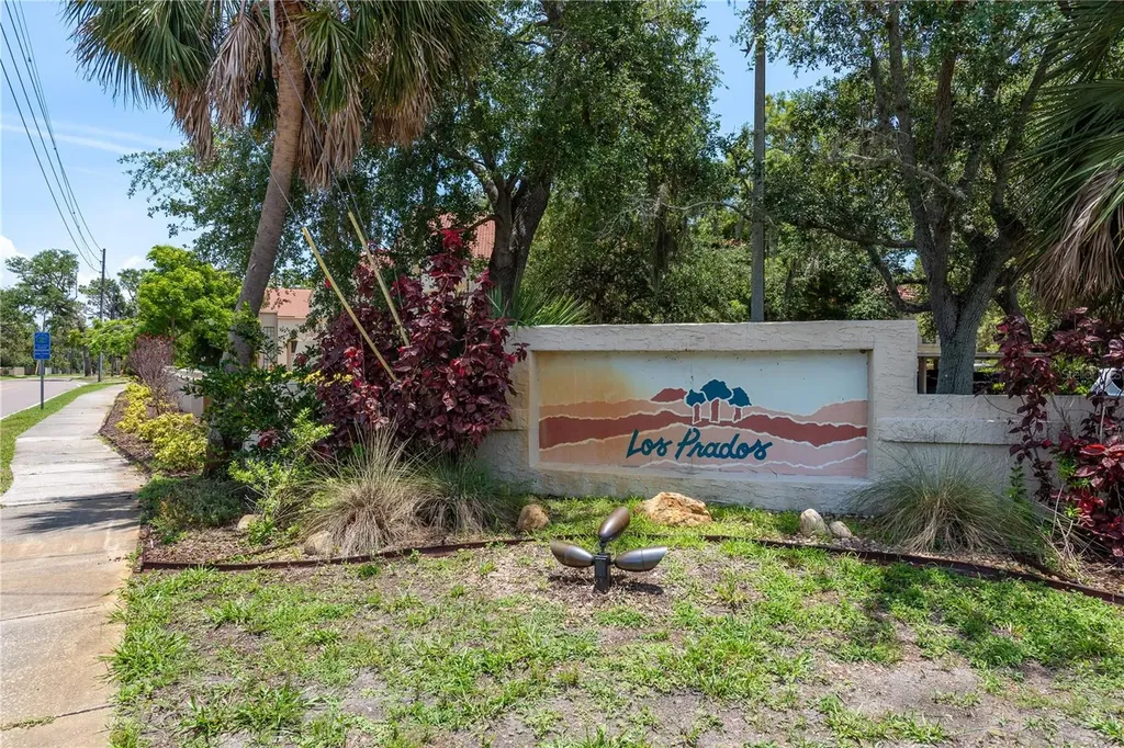 247 Los Prados Drive Safety Harbor FL 34695