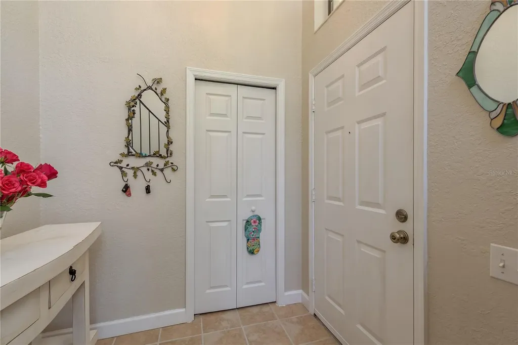 247 Los Prados Drive Safety Harbor FL 34695