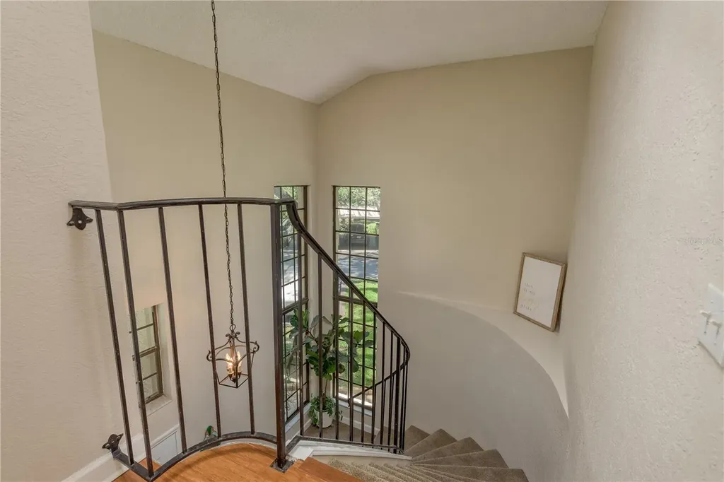 247 Los Prados Drive Safety Harbor FL 34695