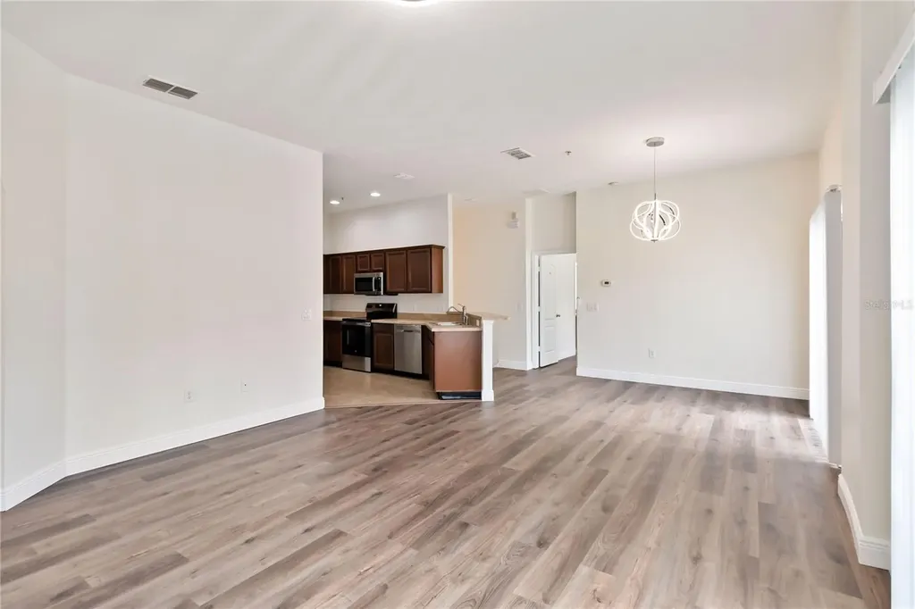 6484 S Goldenrod Road Orlando FL 32822