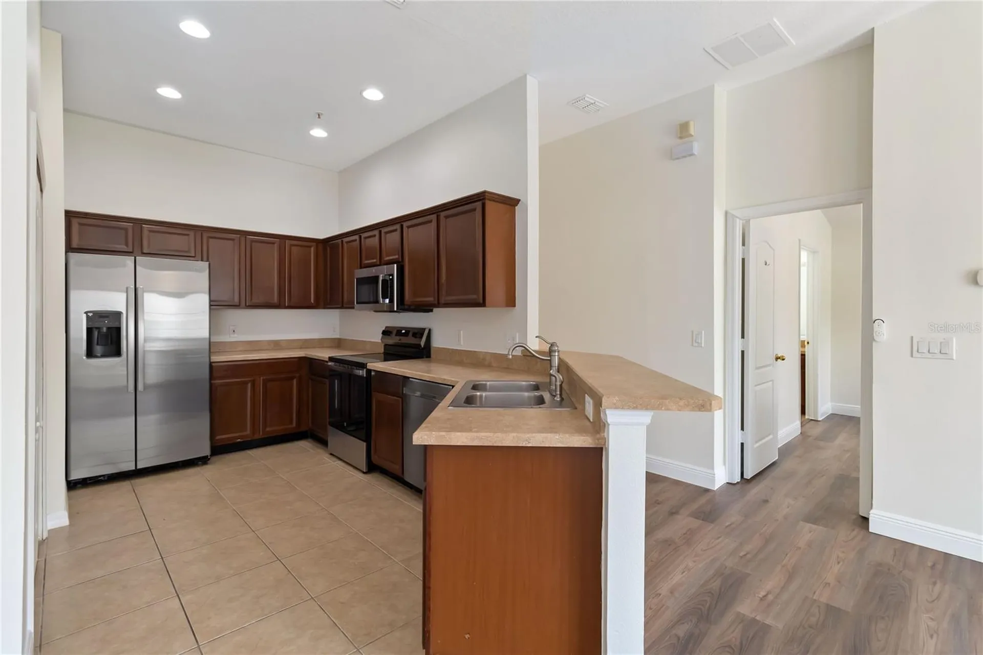 6484 S Goldenrod Road Orlando FL 32822