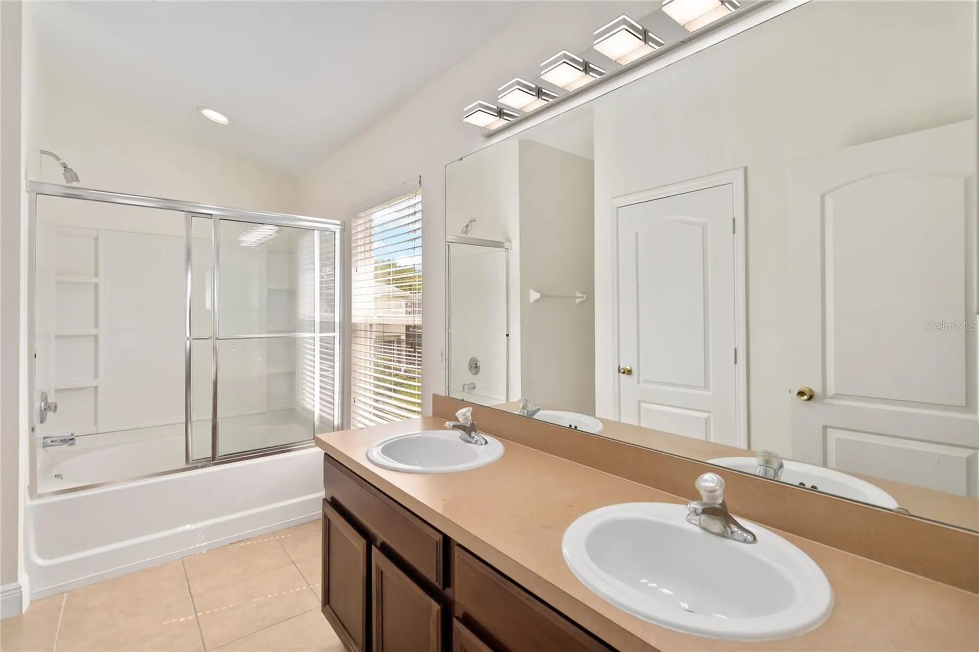 6484 S Goldenrod Road Orlando FL 32822