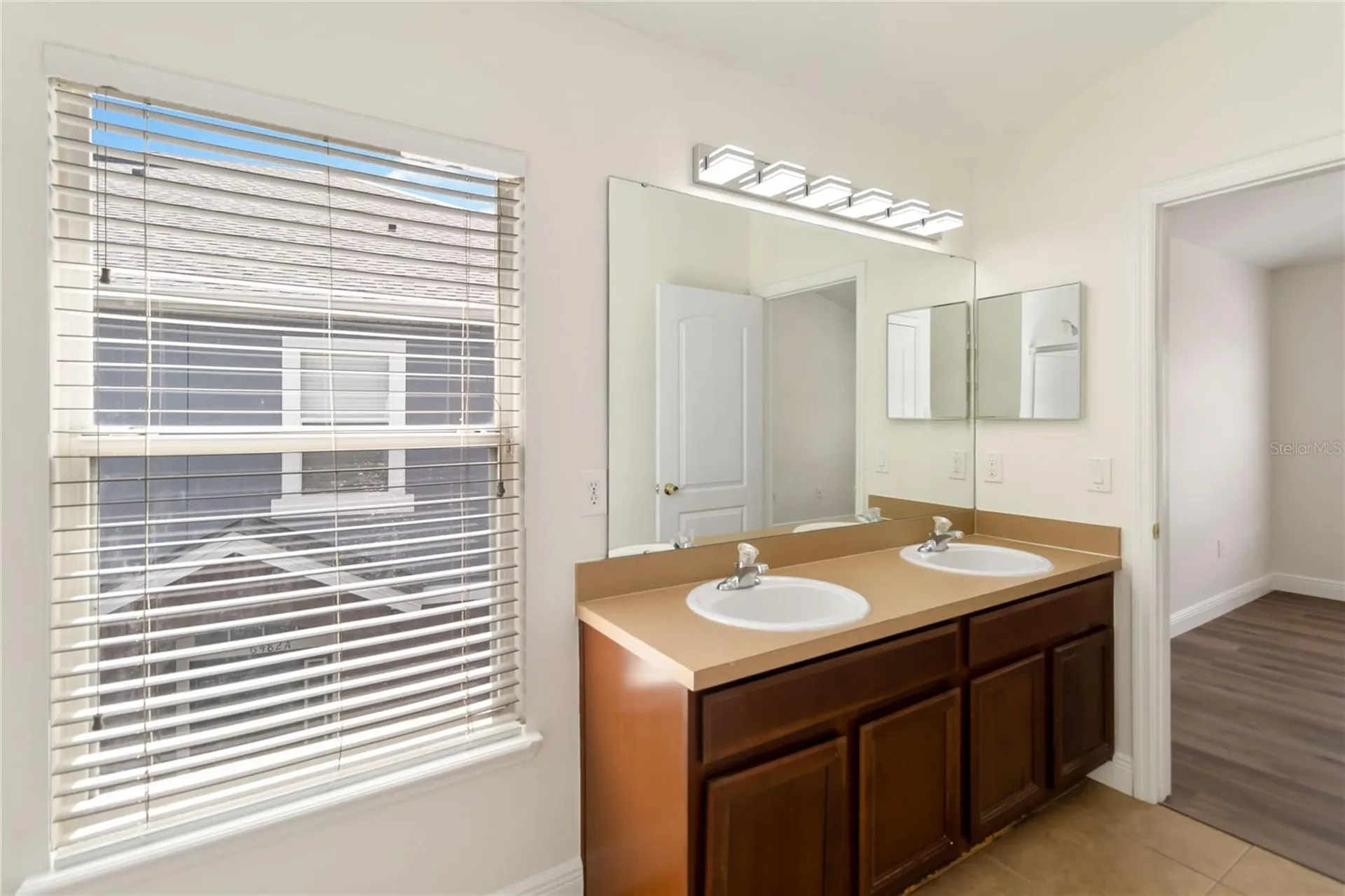 6484 S Goldenrod Road Orlando FL 32822