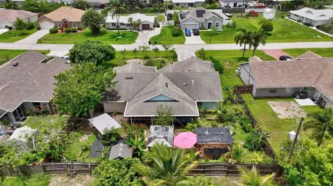 502 SE Guava Terrace Port St Lucie FL 34983