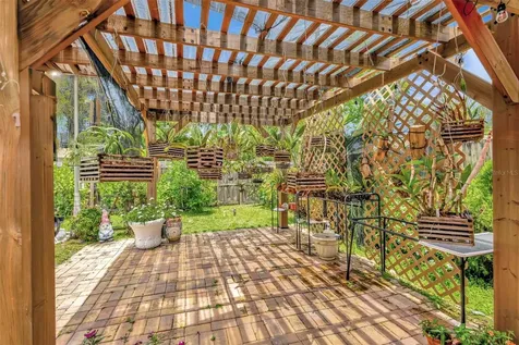 502 SE Guava Terrace Port St Lucie FL 34983