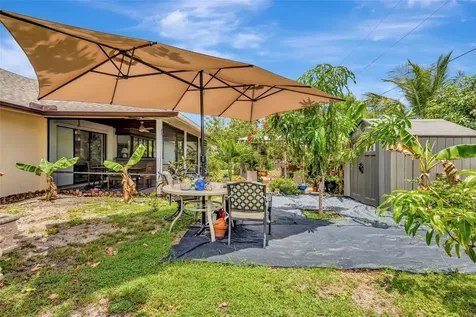 502 SE Guava Terrace Port St Lucie FL 34983