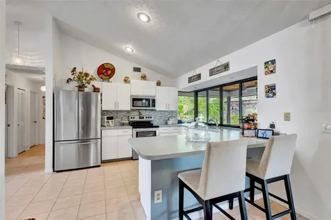 502 SE Guava Terrace Port St Lucie FL 34983