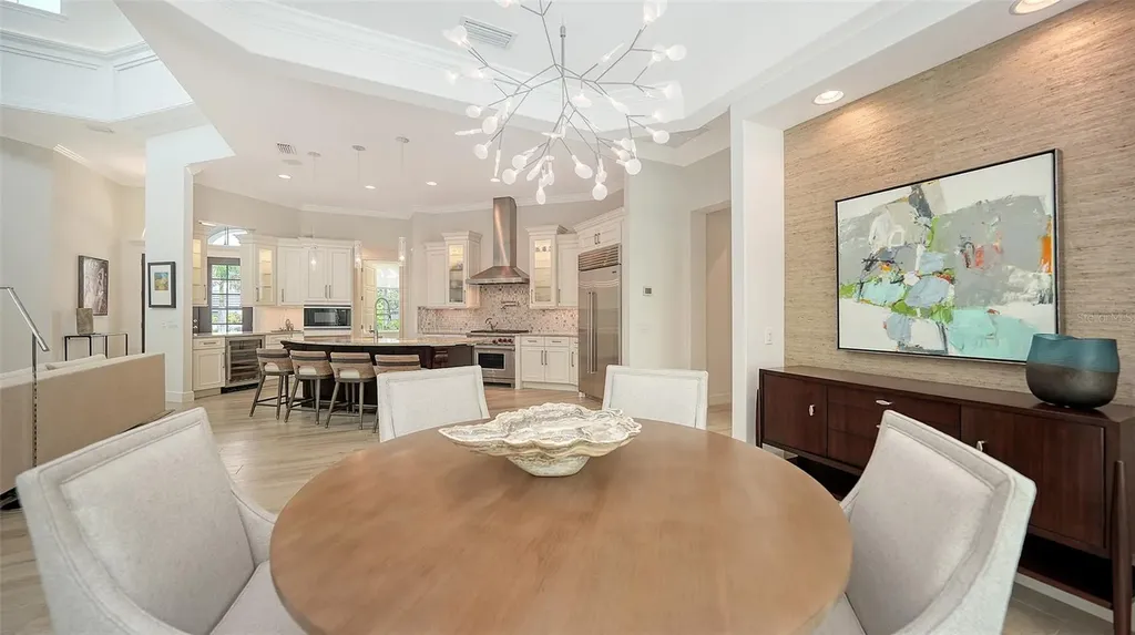 413 Partridge Circle Sarasota FL 34236