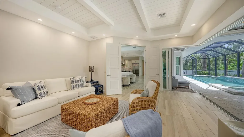 413 Partridge Circle Sarasota FL 34236