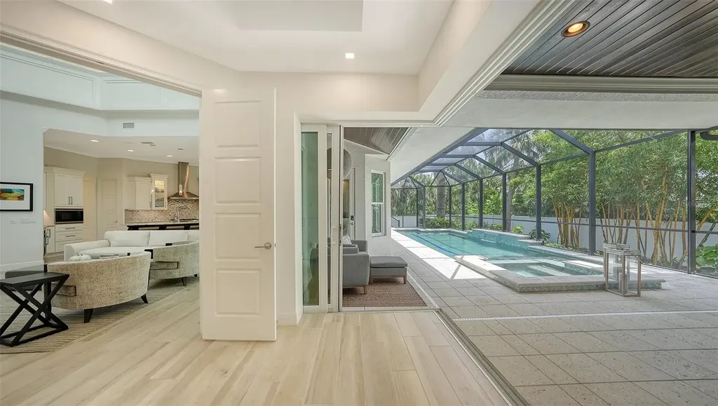 413 Partridge Circle Sarasota FL 34236
