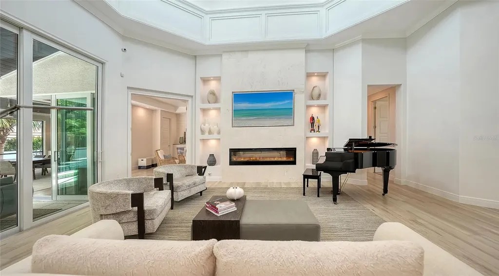 413 Partridge Circle Sarasota FL 34236