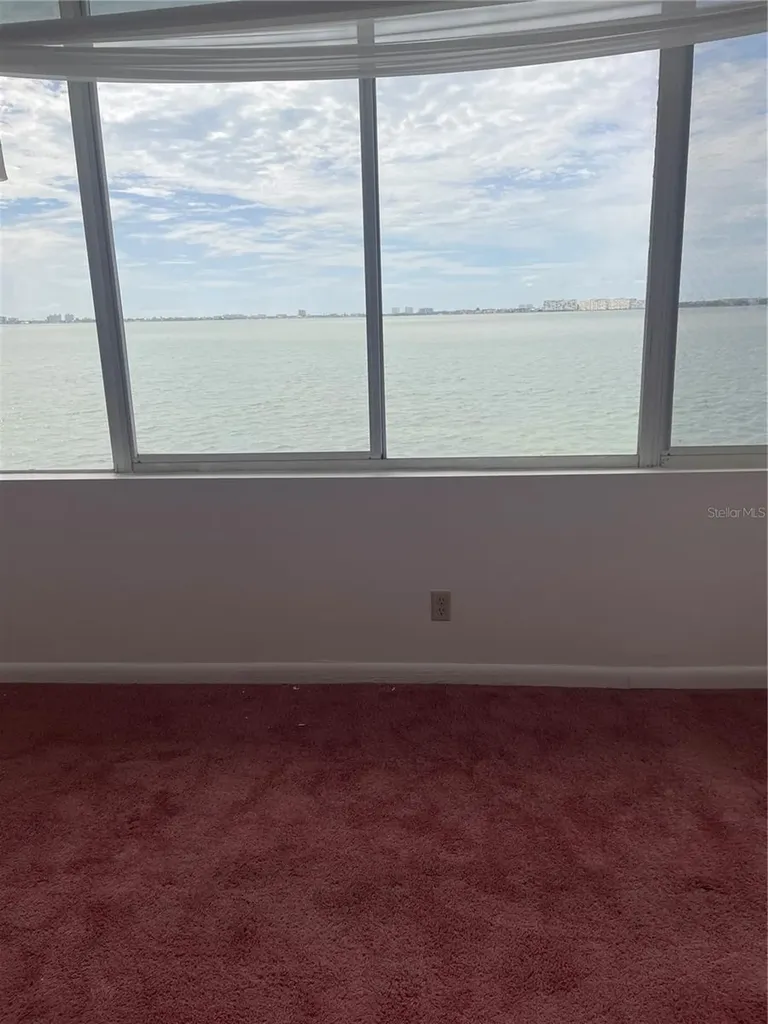 5279 Isla Key Boulevard St Petersburg FL 33715