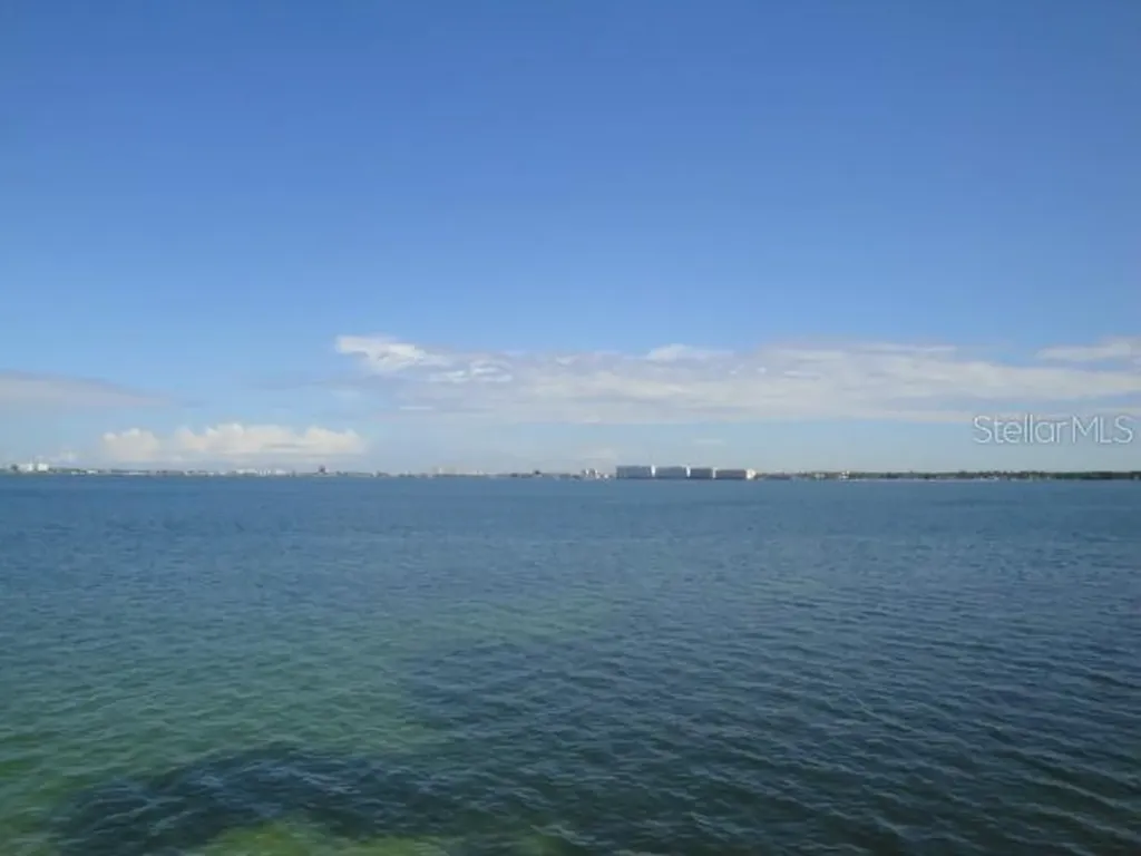5279 Isla Key Boulevard St Petersburg FL 33715