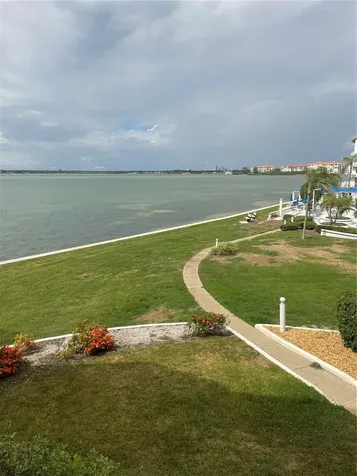 5279 Isla Key Boulevard St Petersburg FL 33715